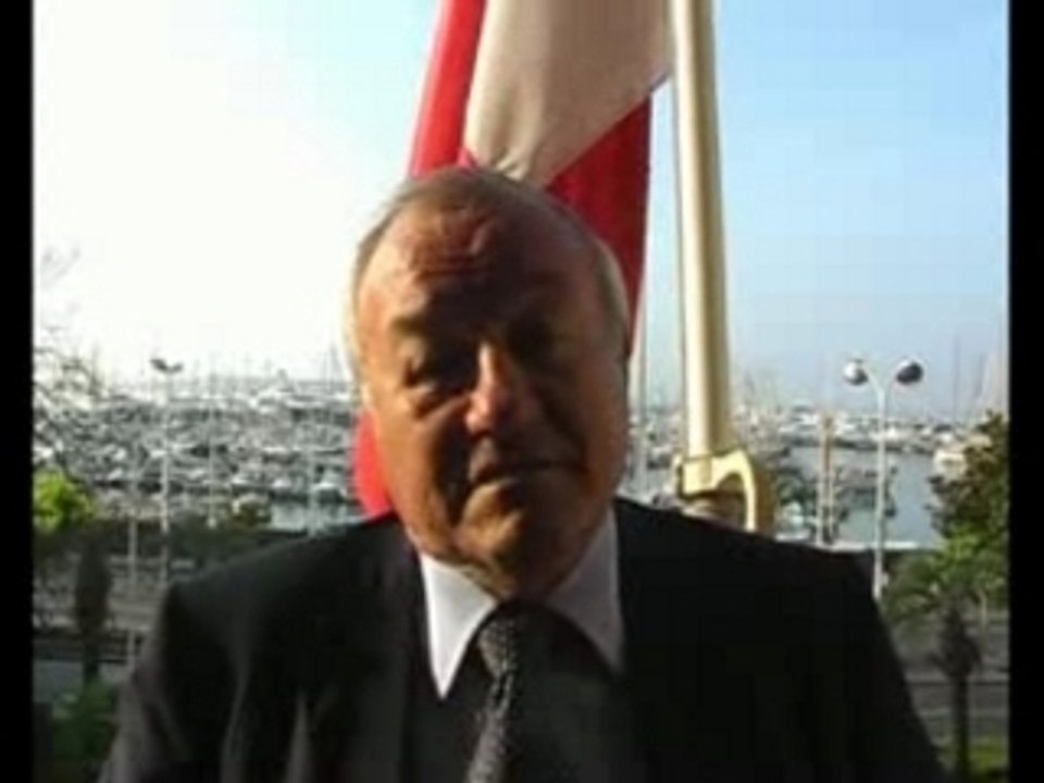 Bernard BROCHAND en route pour le 2ème tour