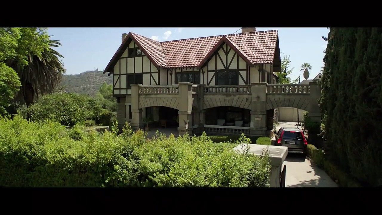 LIGHTS OUT Trailer (Paranormal HORROR Movie 2016)