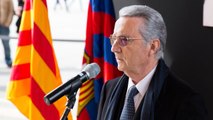 El expresidente del FC Barcelona Enric Reyna visita el memorial Johan Cruyff