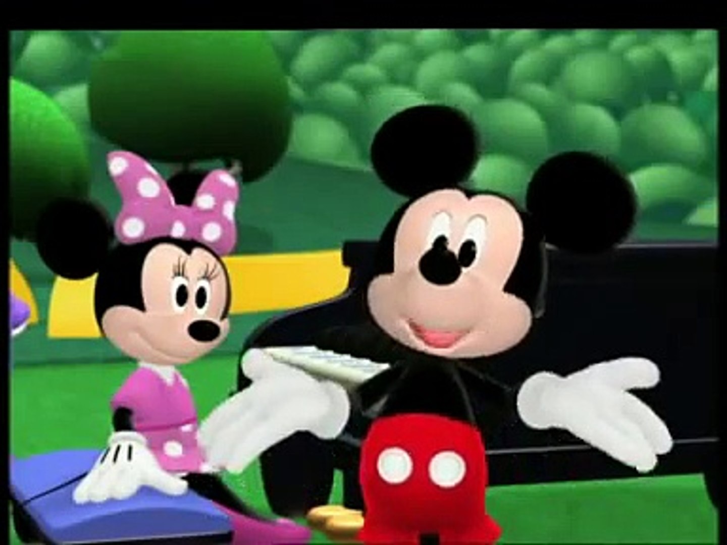 Mickey Mouse Clubhouse Minnie Red Riding Hood