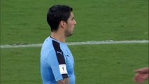 Neymar jr and Luis Suárez fighting (funny moment )