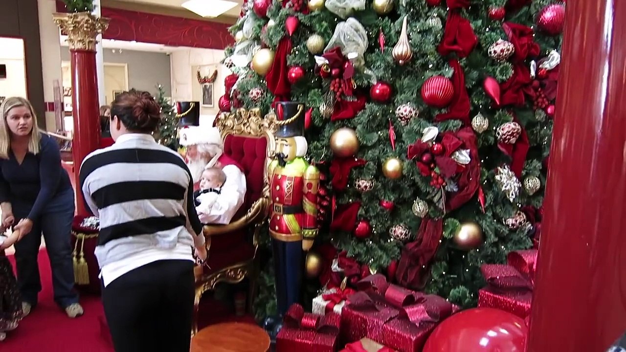 SCARY SANTA FAIL!!