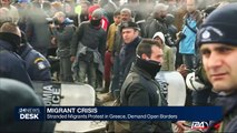 Stranded migrants protest in Greece, demand open borders