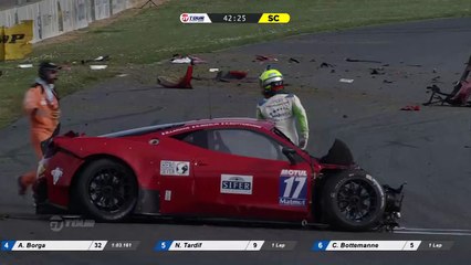 GT TOUR Nogaro 2016 MASSIVE CRASH Bottemanne Ferrari 458