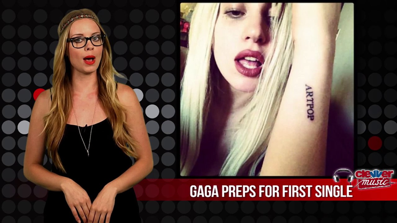 LADY GAGA NUDE V MAGAZINE PHOTO & TALKS NEW ARTPOP SONG!