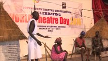 فرق مسرحية تحاكي مشاكل جنوب السودان بمسرح تفاعلي