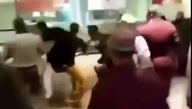 Maulana Tariq Jameel’s Short Bayan on Junaid Jamshed Beating at Airport