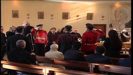 Zhvillohen homazhet, lamtumira për Imzot Rrok Mirditën- Ora News- Lajmi i fundit-