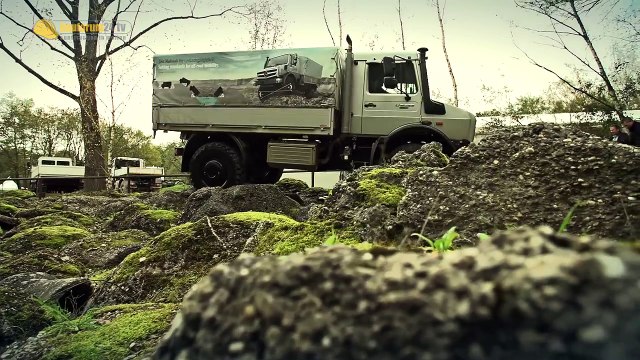 Mercedes Benz Unimog U 4023 & U 5023 Offroad Fahrbericht Full HD Bauforum24