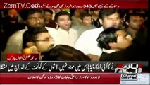 People chanting Go Nawaz Go & blasts on Shafqat Mehmood after Lahore Blast