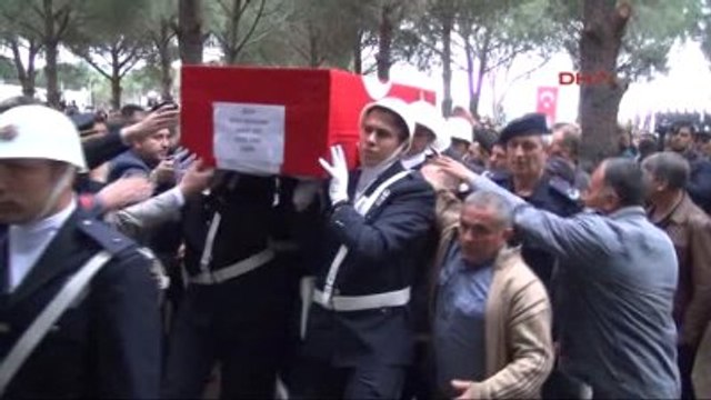 İzmir-Şehit Annesi Evlat Acısına 4 Gün Dayanabildi