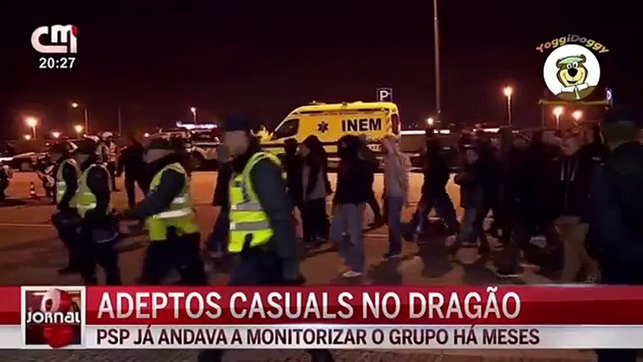 Adeptos Casuals do Benfica no Estádio do Dragão