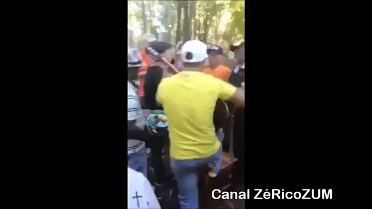 José Rico cantando na fazenda do Ratinho 2014