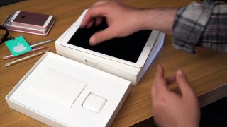 9.7-inch iPad Pro unboxing!