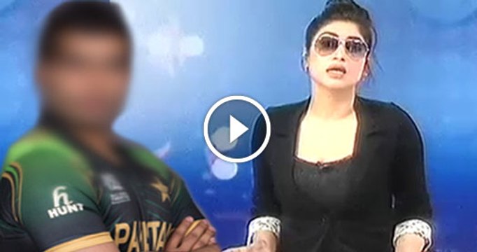 Which Player of Pak Team contacted Qandeel Baloch in Night