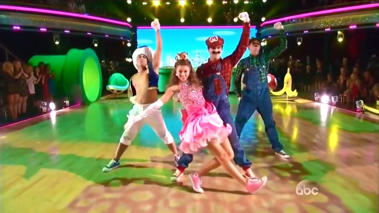 Super Mario Bros Coreografia 'Dancing With The Stars