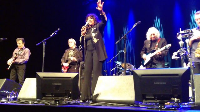 Dancing In The Street, Mary Wilson, Bill Wyman´s Rhythm Kings, Gothenburg, Sweden 2014-11-19