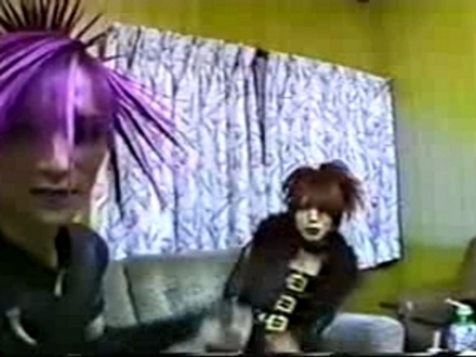 Kaoru and Shinya being Weird
