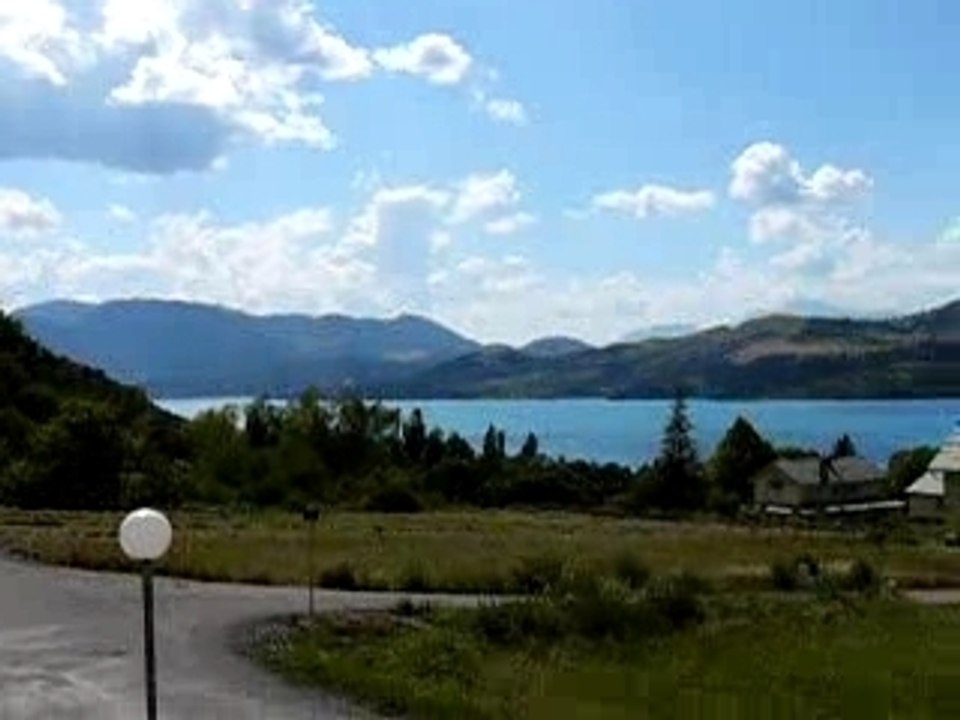 Vue savines le lac www.hautes-alpes.org