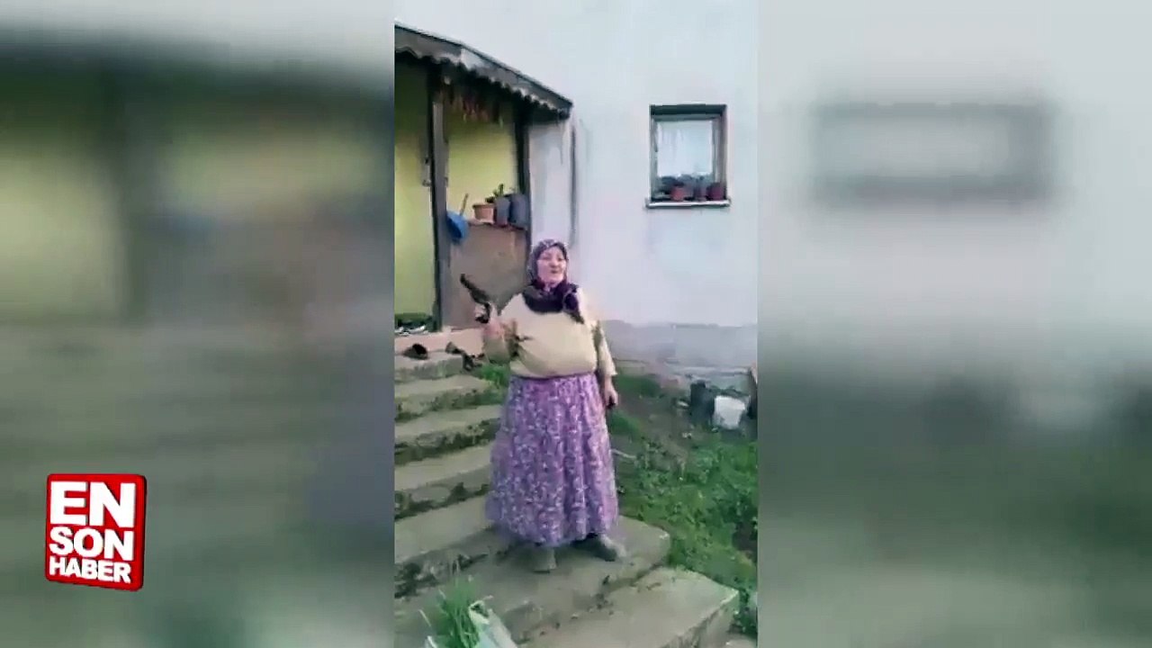 Karadenizli ninenin eline silah verilirse