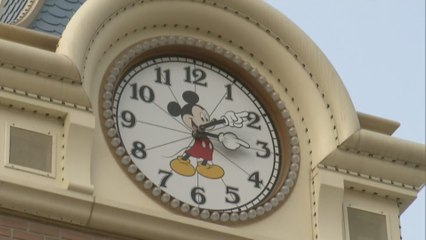 Furor y abuso en la venta de entradas para Disney en Shanghai