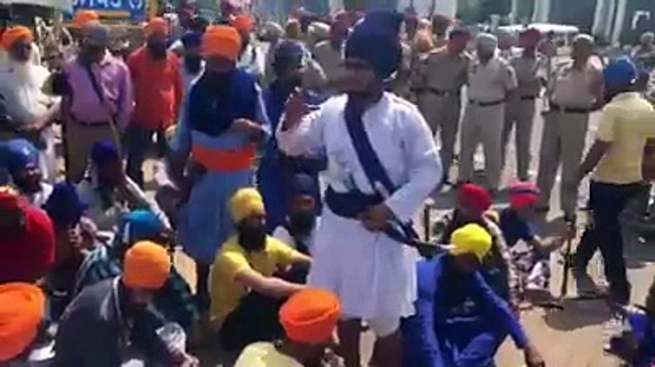 Singhs Vs Shiv Sena date 28 March 2016 (11)