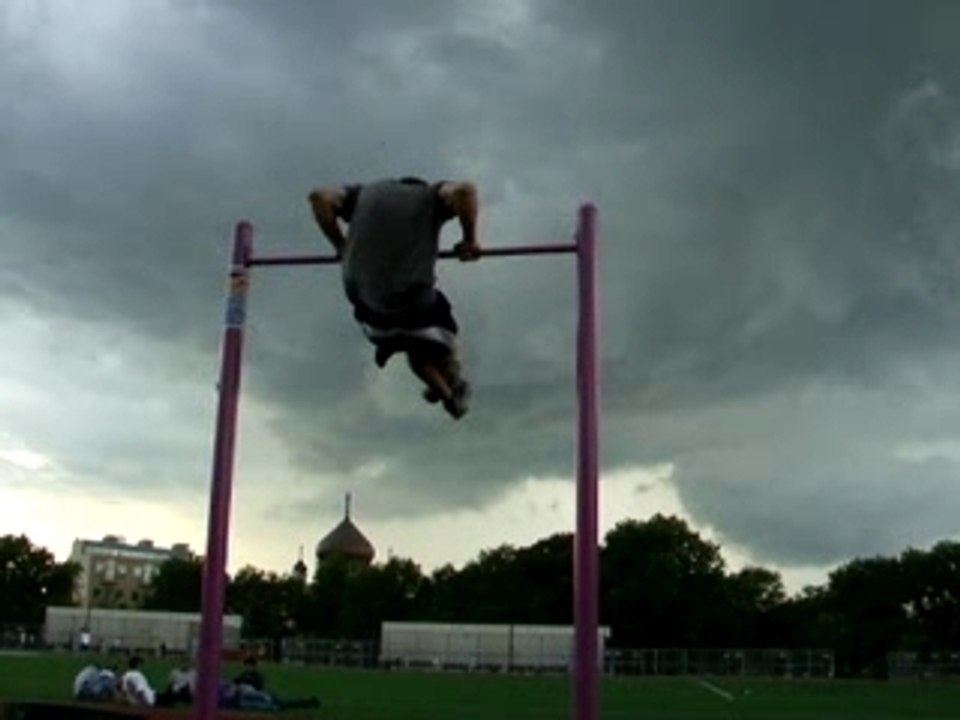 10 Muscle Ups