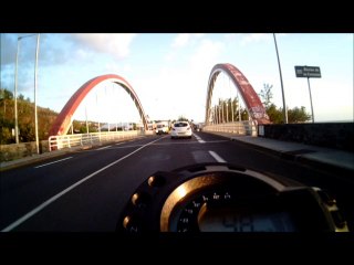 Coucher de soleil moto 974