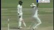 Ponting almost gets Dravid out with a beatiful inswinger delivery!