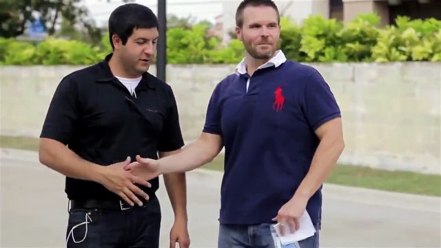 Электромобиль Tesla S приехал к владельцу Электромобиль Tesla S