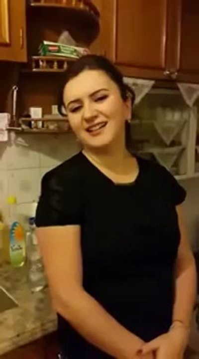 Harika Bir SES ** Dere Kenarinda Yüzen Ördekler **