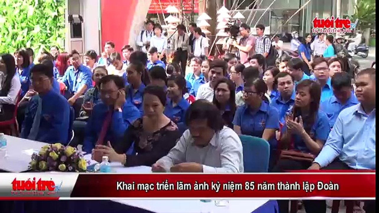 Khai mạc triển lãm ảnh kỷ niệm 85 năm thành lập Đoàn