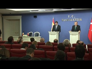 Erdoğan, tapelerle ilgili soruya kızdı muhabiri azarladı