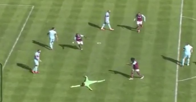Adrian AMAZING SOLO GOAL - West Ham vs West Ham All-Star
