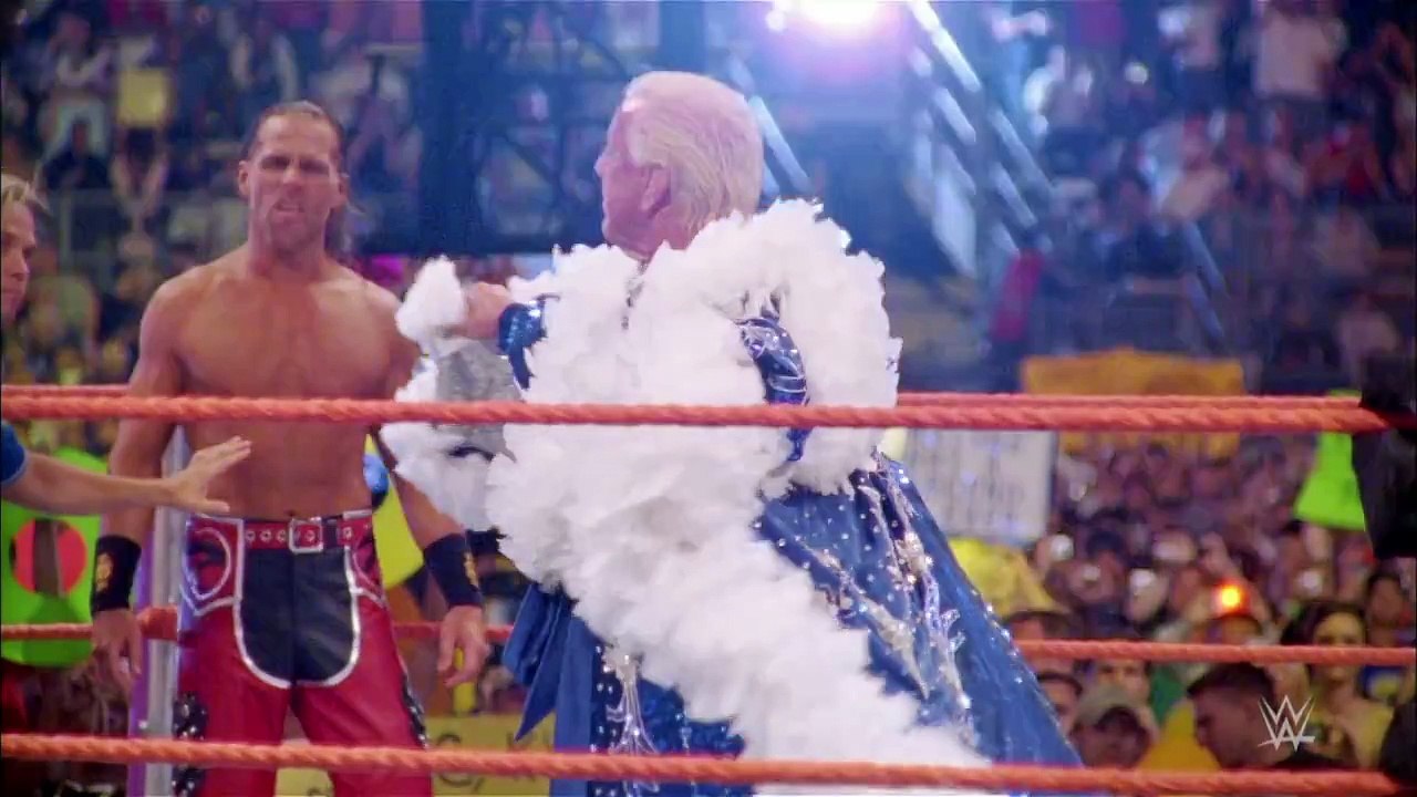 The Nature Boy dazzles in his final match entrance at WrestleMania XXIV: Slow Mo Replay
