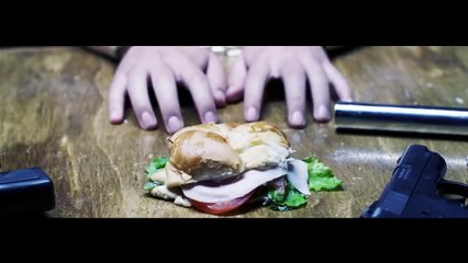 Trailer del Chavo EL CHICO DEL BARRIL