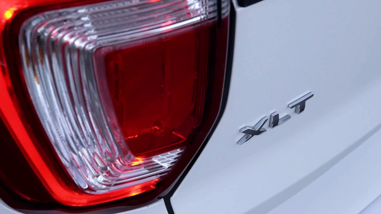 2017 Ford Explorer XLT Sport Appearance Package Drive