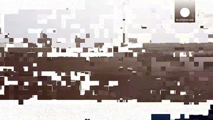 Ön uçuş takımı açılmayan uçağı indirdi