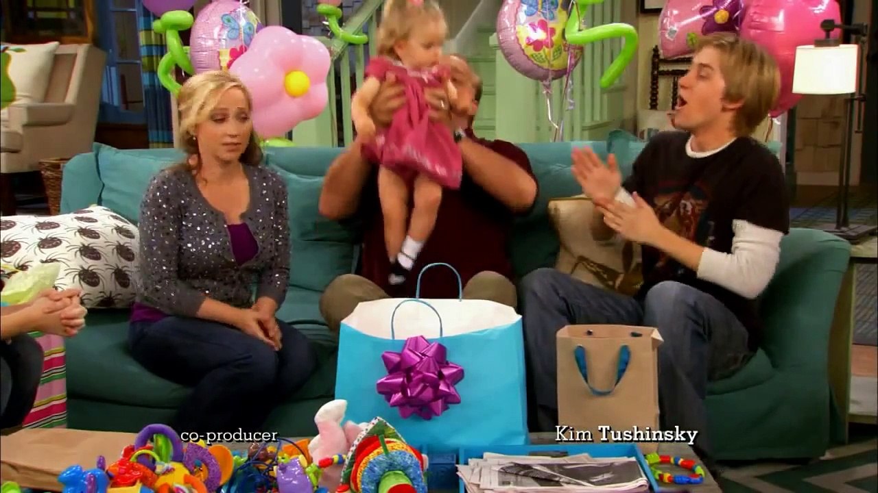 Buena suerte, Charlie - Remix de intro