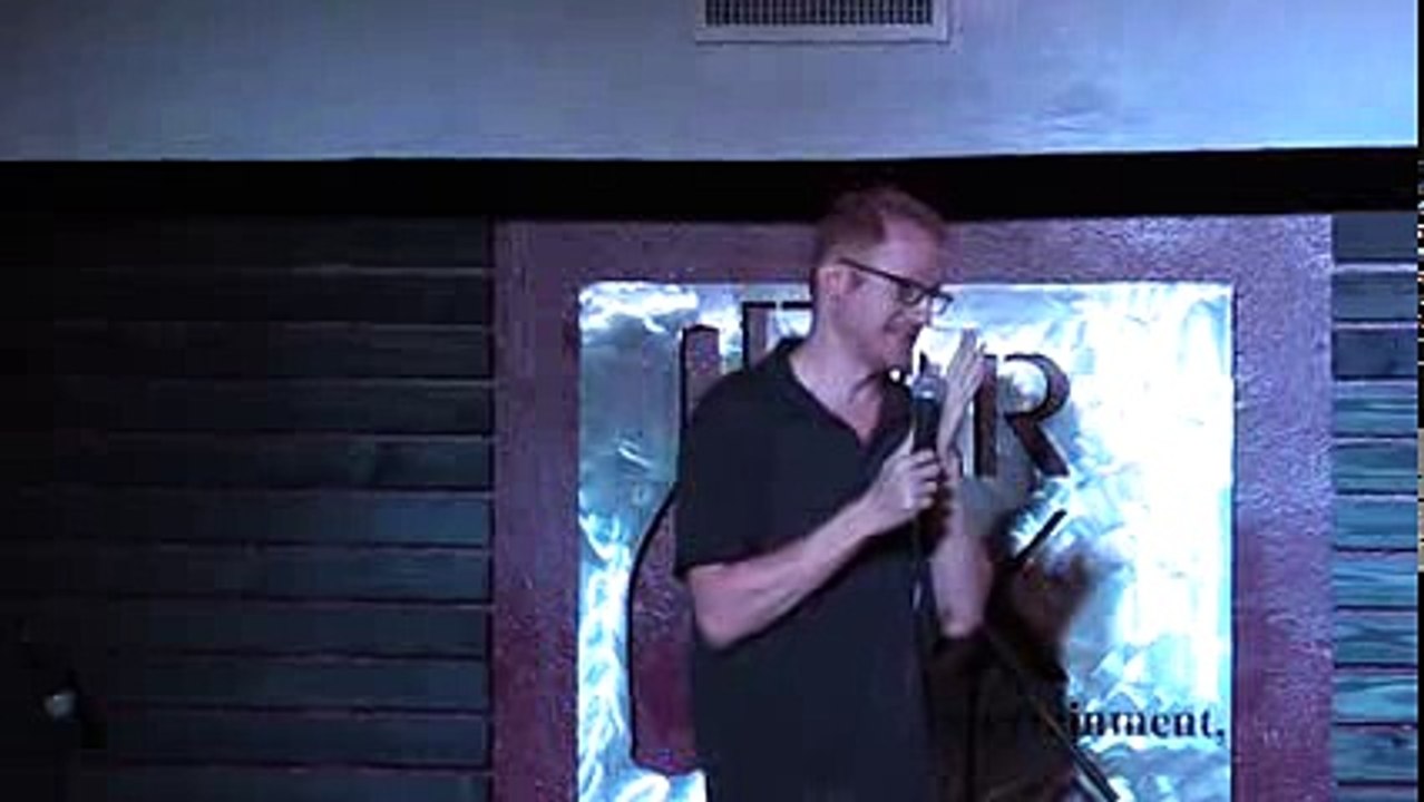 Heckler doesn't stand a chance