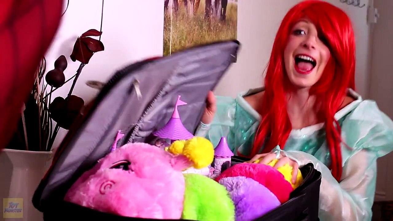 Frozen Elsa Becomes a Mermaid! w- Spiderman, Pink Spidergirl & fun in real life )