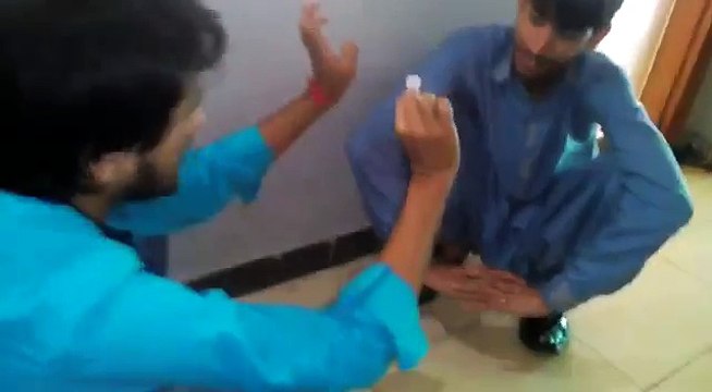 Amazing Pakistani Boys . Pakistan da sharti bacha . funny clips funny videos 2015 -