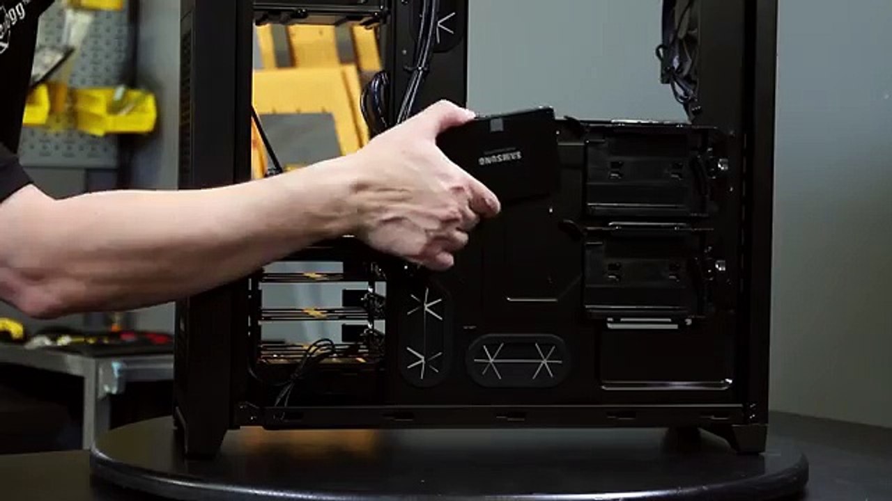 Newegg DIY Garage How to Build a Gaming PC - i7-6700, 850 EVO, & GTX 970 47