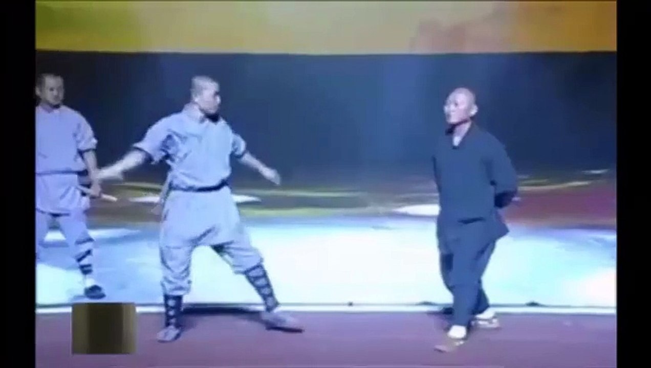 Crazy Video: Nothing can break this Shaolin kungfu master
