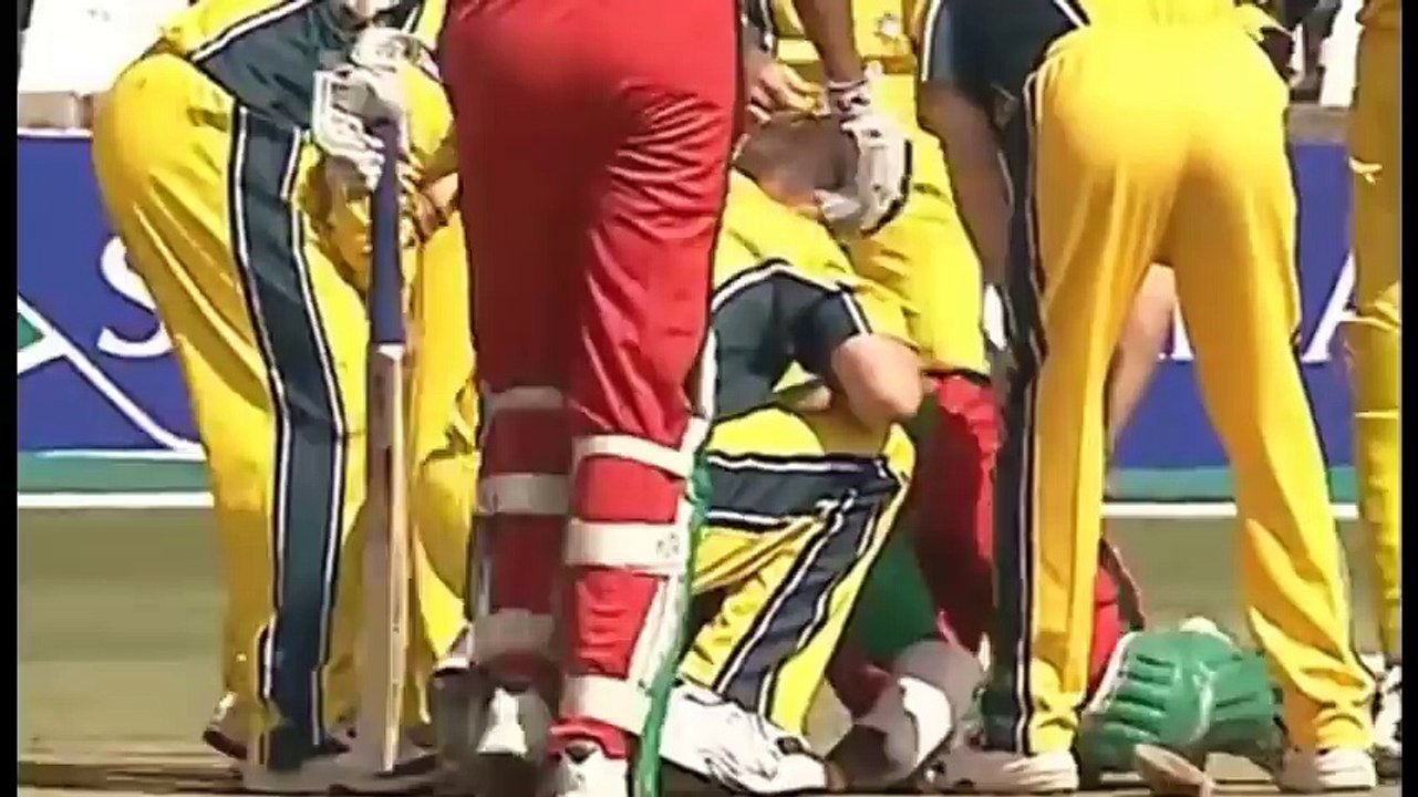 Brett Lee Vs Shoaib Akhtar  Fast ! Faster !! Fastest !!!! Best Bowling and Wickets