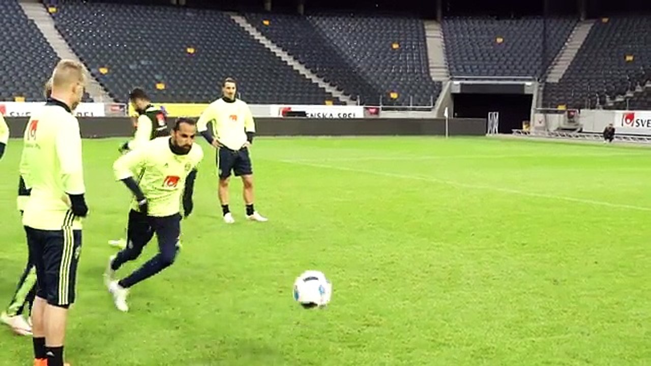 Como é que Zlatan Ibrahimovic é capaz de fazer isto?