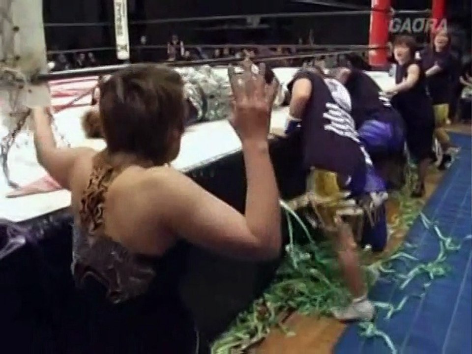 Dynamite Kansai vs. Mayumi Ozaki on 2/22/09