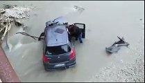 Moroccan Migrant Helps Italian Man whos Car Skidded off a Bridge