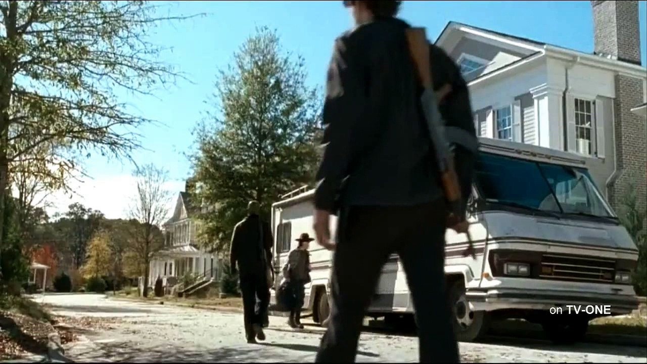 The Walking Dead 6ª Temporada - Episódio 16 - "Last Day on Earth" - Sneak Peek #2 (LEGENDADO)