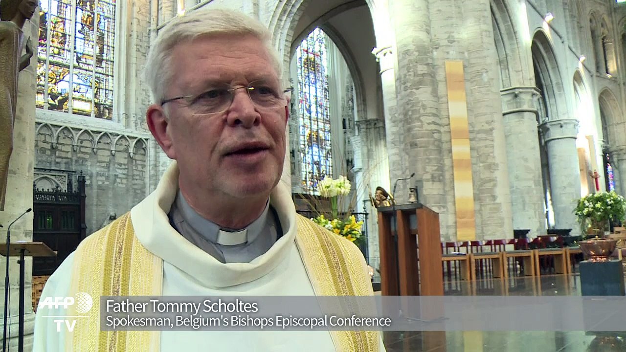Belgians attend tribute mass for the Brussels attacks victims
